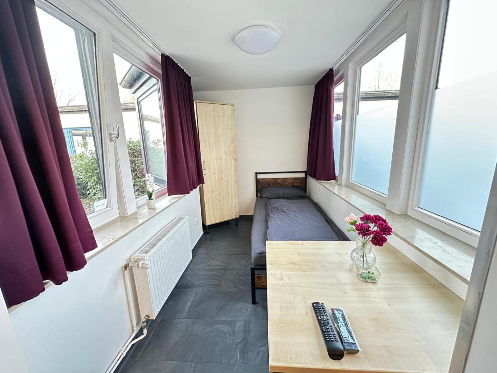 Mk Hostel Oyten - Free Wifi & Parking - 24H Check-In Extérieur photo