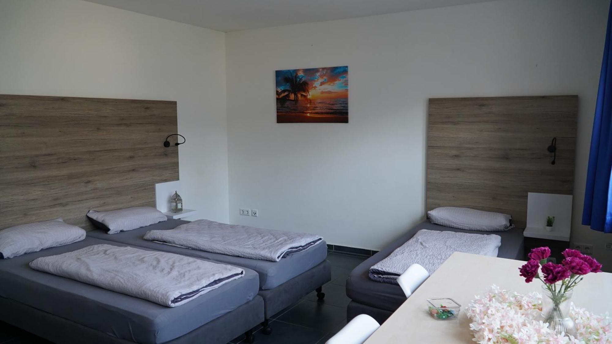 Mk Hostel Oyten - Free Wifi & Parking - 24H Check-In Extérieur photo