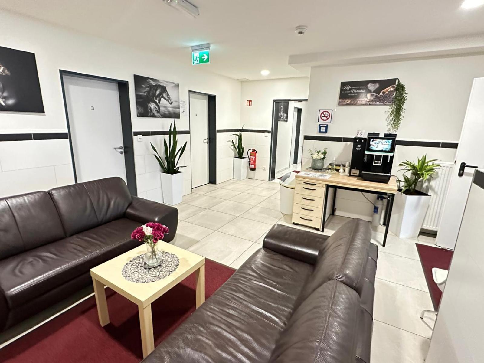 Mk Hostel Oyten - Free Wifi & Parking - 24H Check-In Extérieur photo